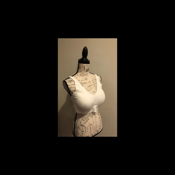 Two new sweet temptation bras - Picture 8 of 13